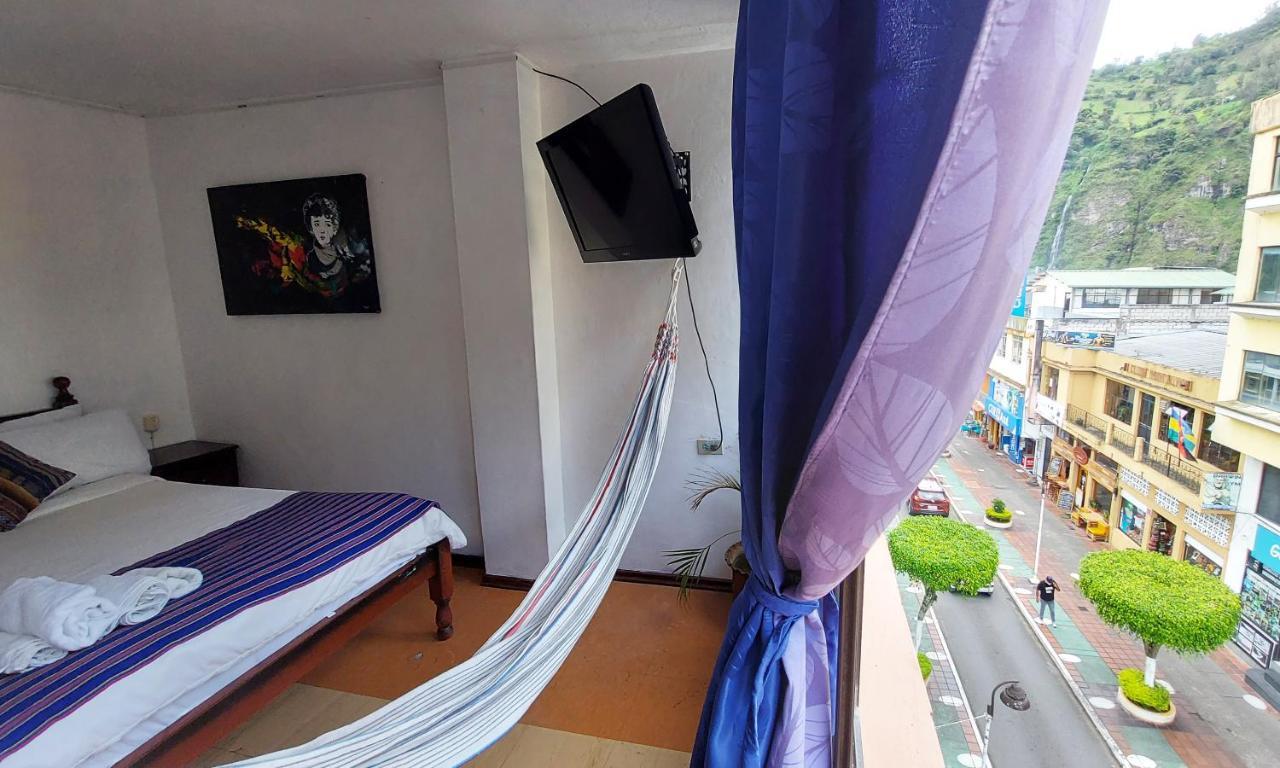 Erupcion Art Hotel & Hostel 바뇨스 외부 사진